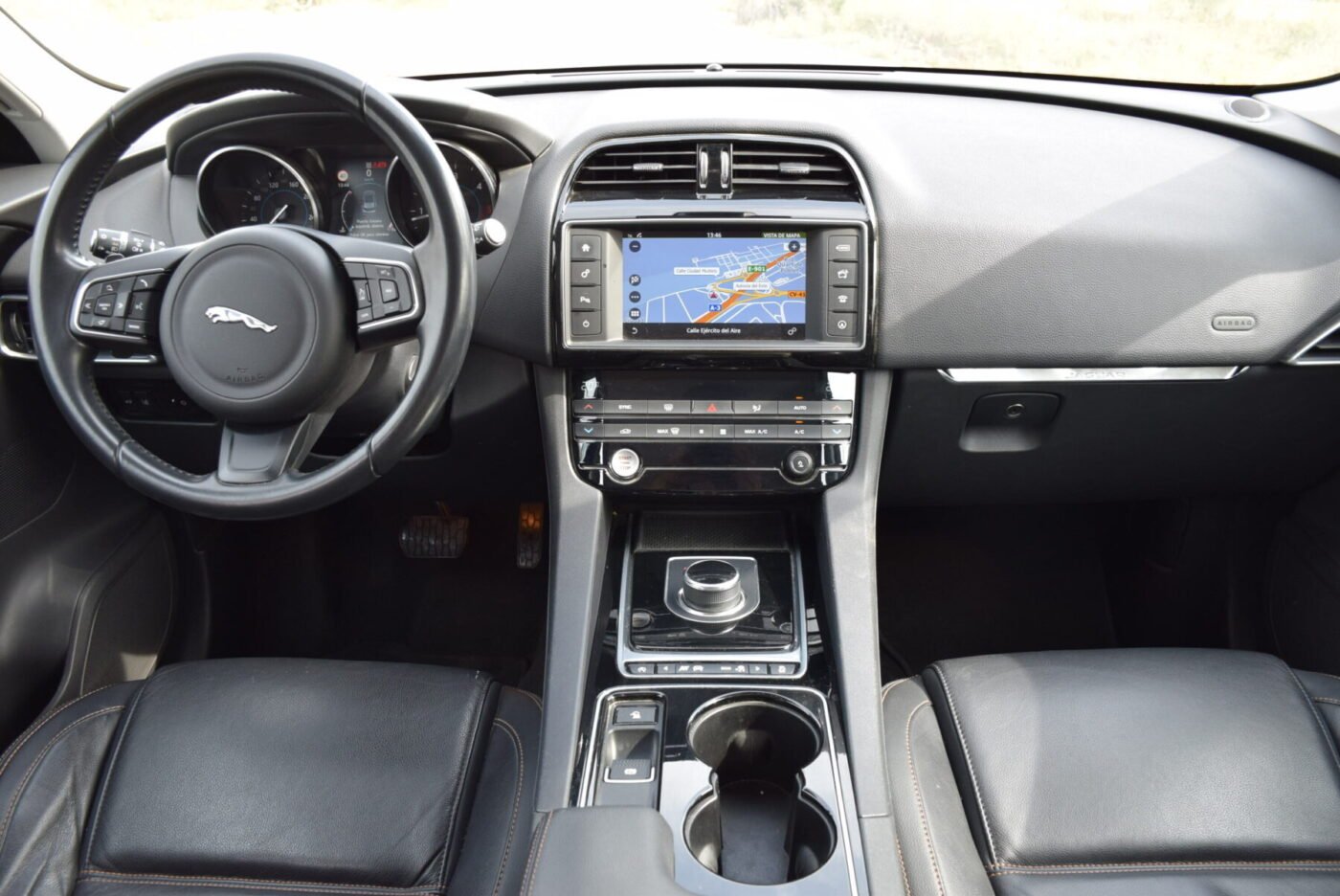JAGUAR 2.0L AWD 180