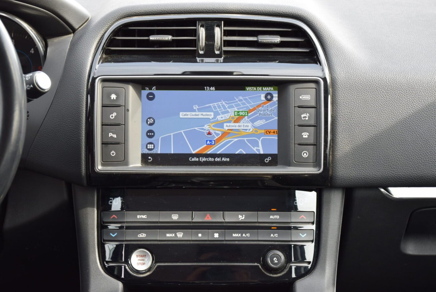 JAGUAR 2.0L AWD 180