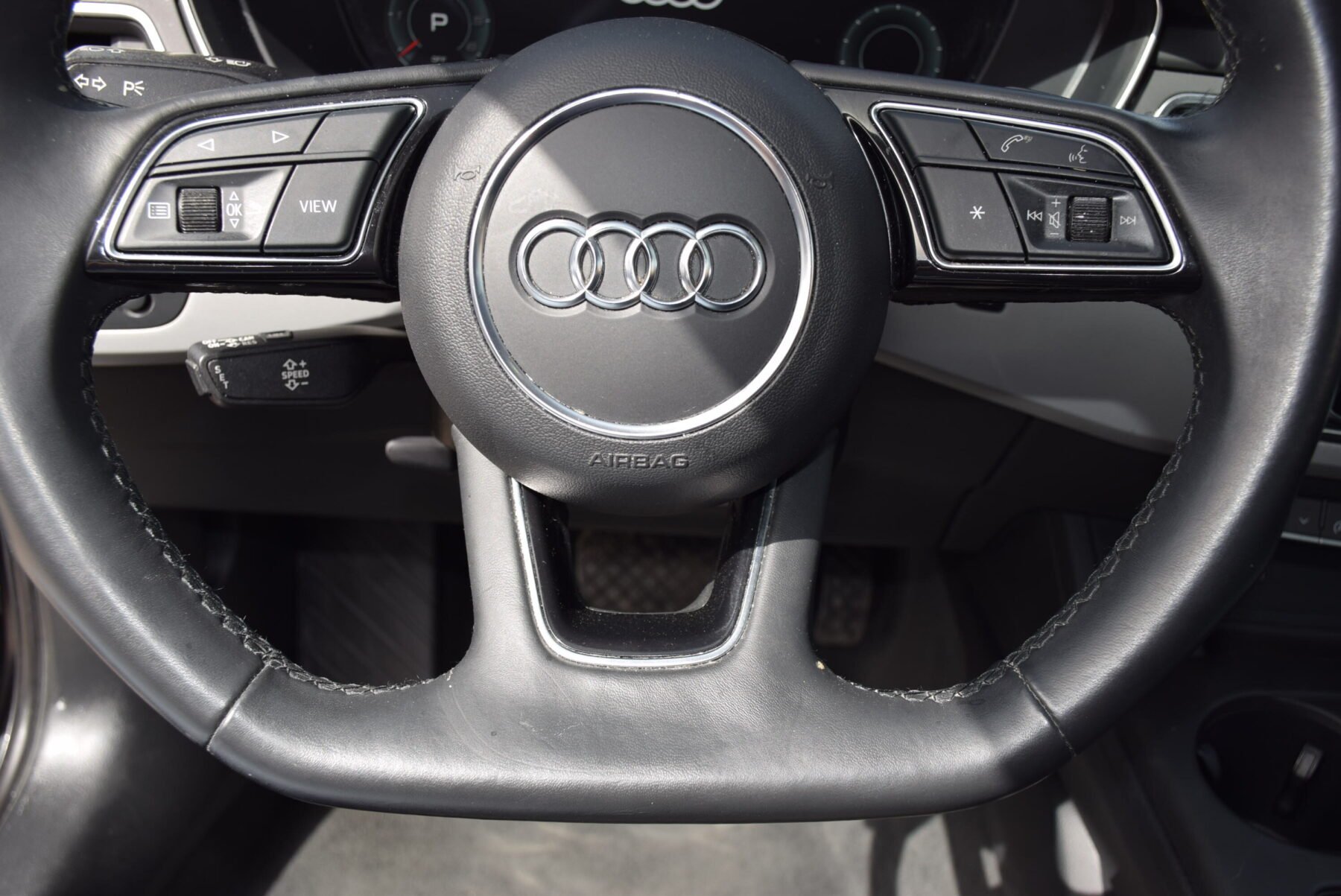 AUDI A4 30TDI Hybrid