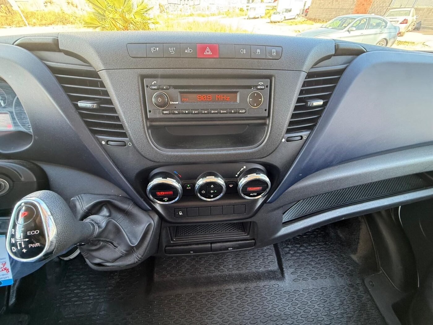 IVECO Daily 35C14 A8 LH2