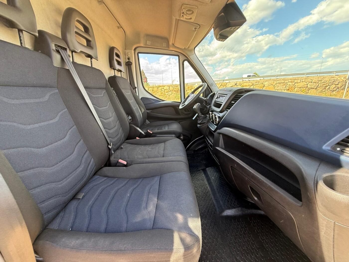 IVECO Daily 35C14 A8 LH2
