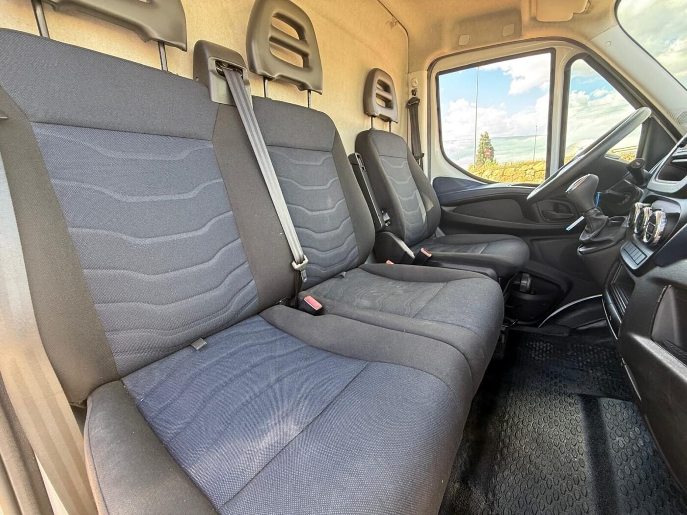 IVECO Daily 35C14 A8 LH2