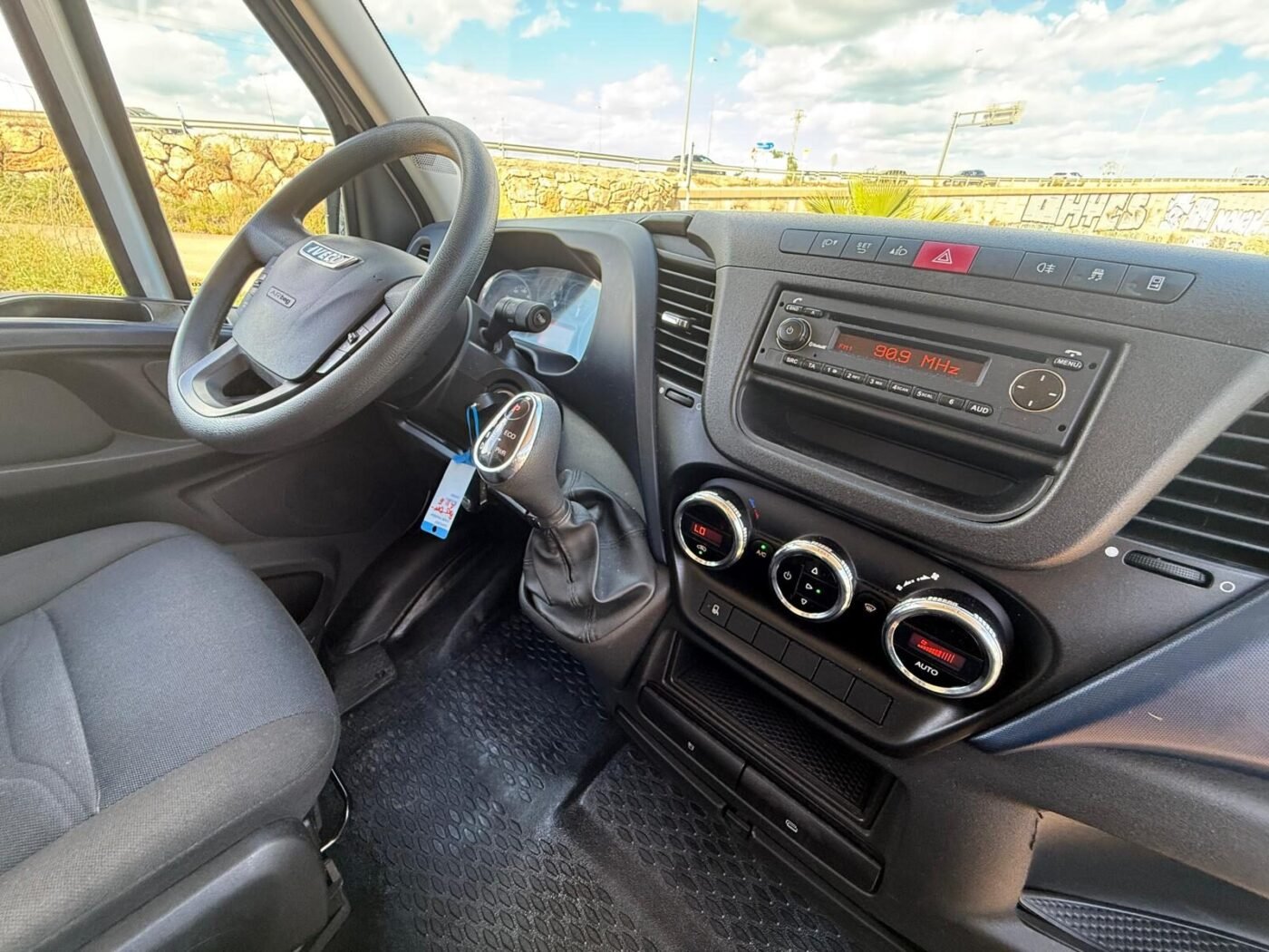 IVECO Daily 35C14 A8 LH2