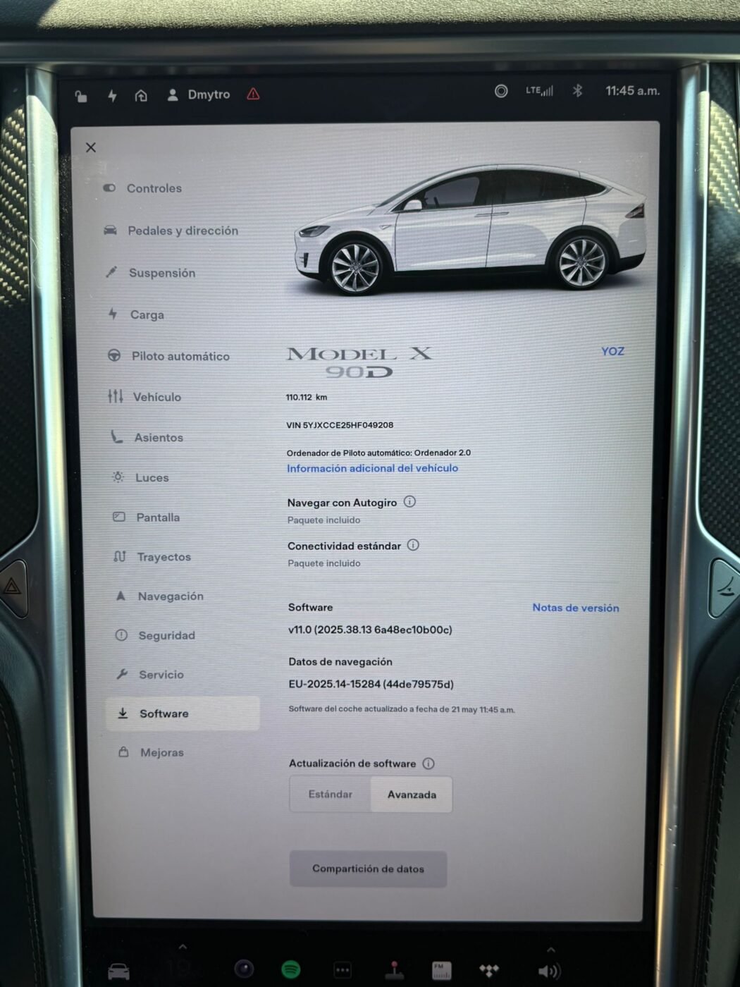 TESLA Model X S90D