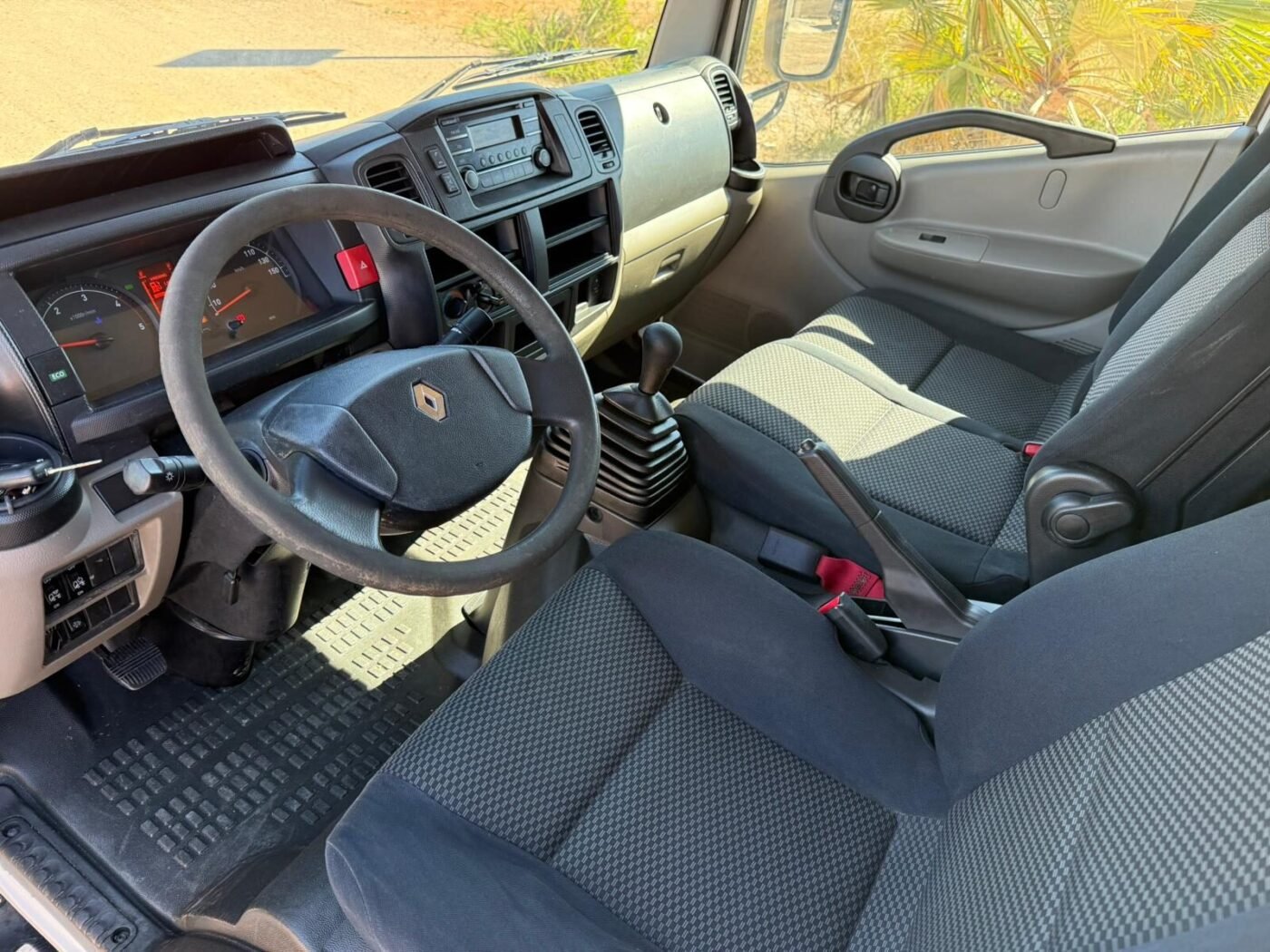 RENAULT Maxity 35.130