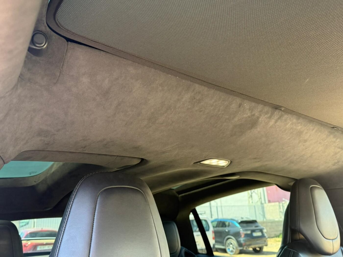 TESLA Model X S90D