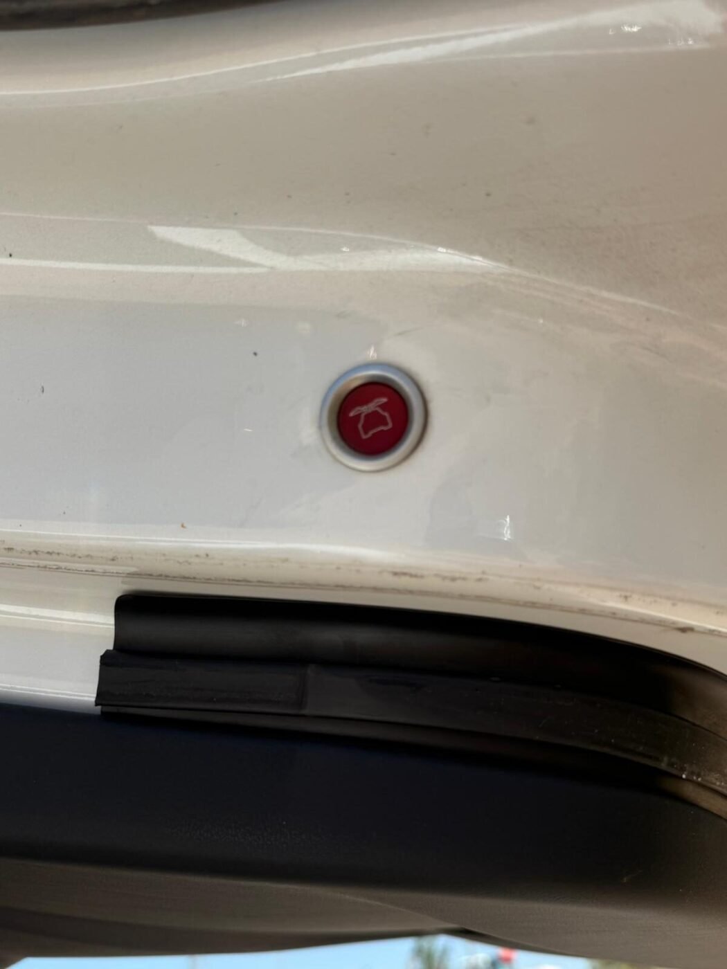 TESLA Model X S90D