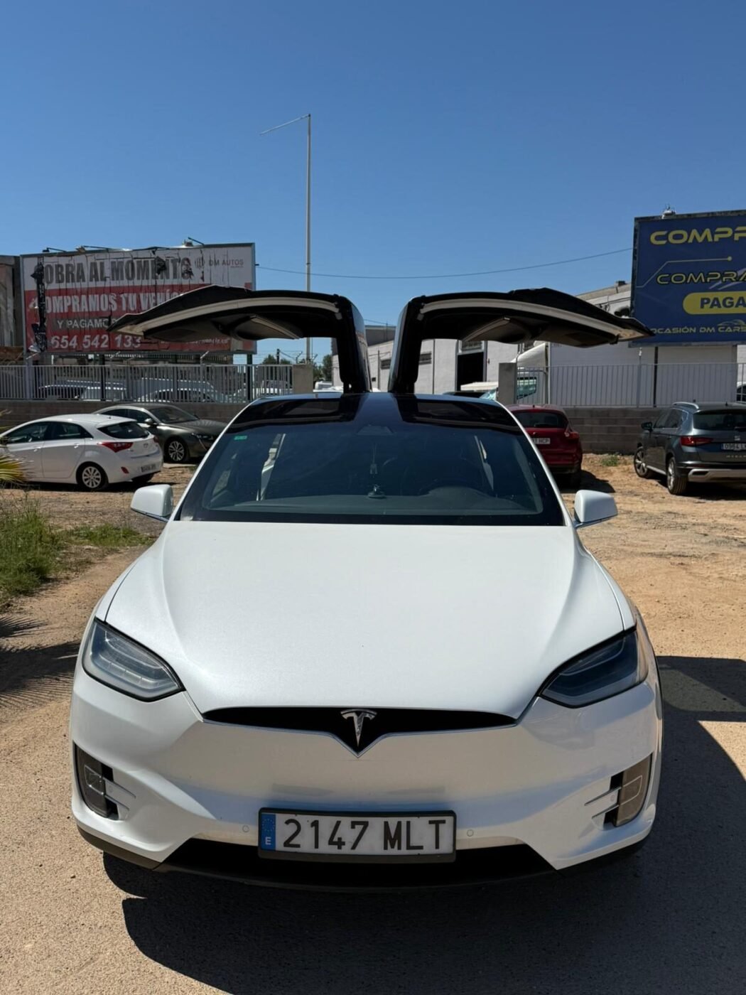 TESLA Model X S90D