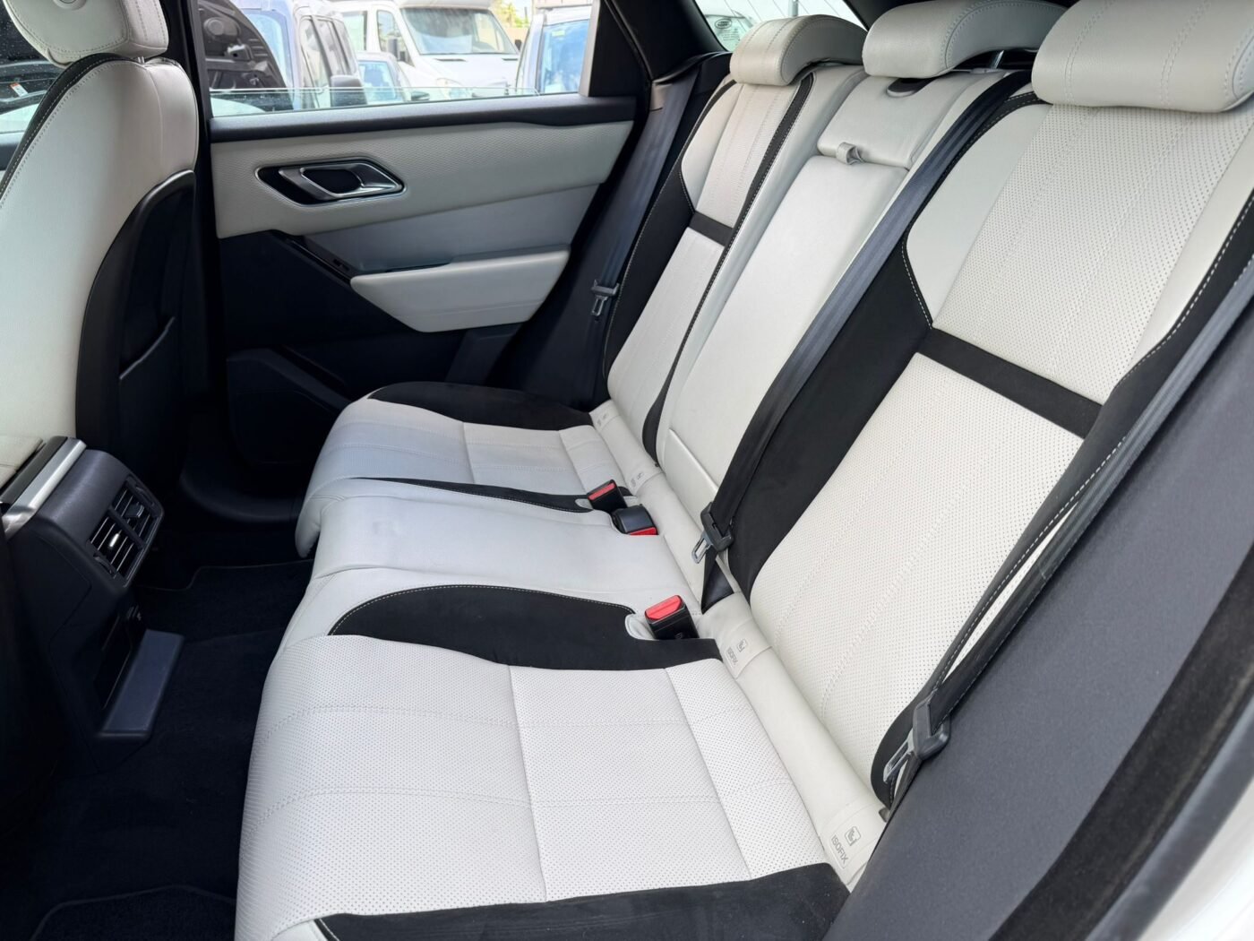 LAND-ROVER 2.0D RDynamique 240