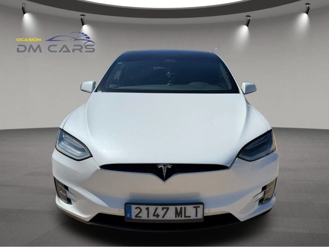 TESLA Model X S90D