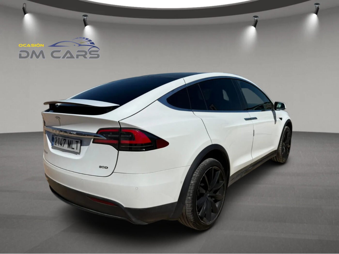 TESLA Model X S90D