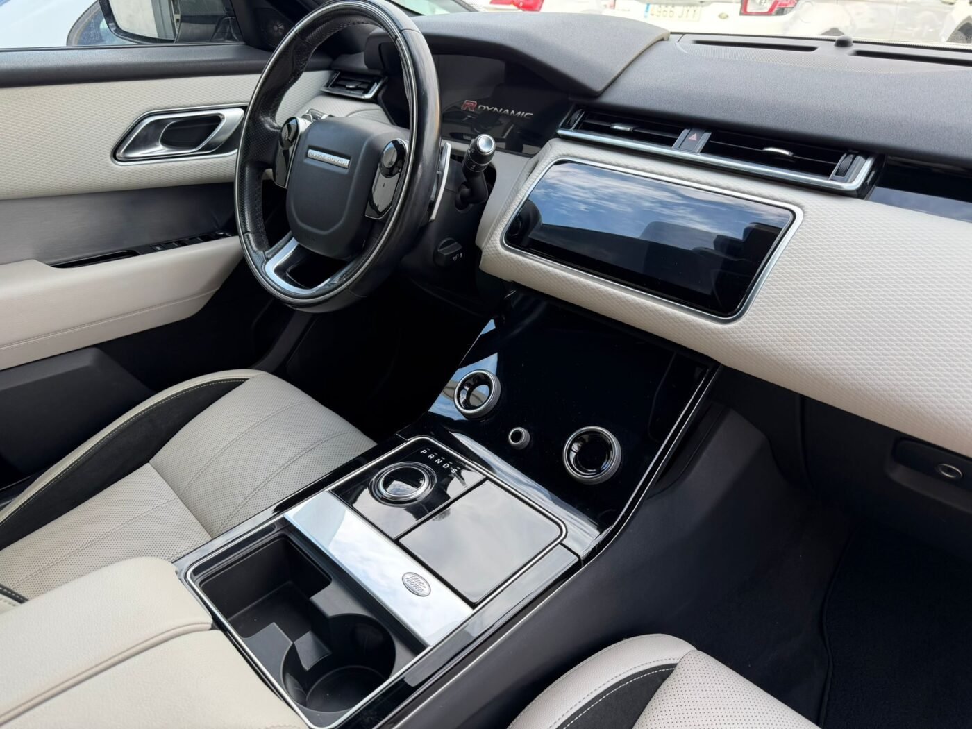 LAND-ROVER 2.0D RDynamique 240