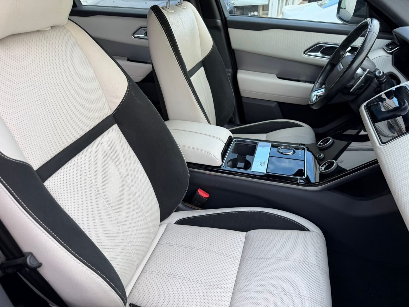 LAND-ROVER 2.0D RDynamique 240