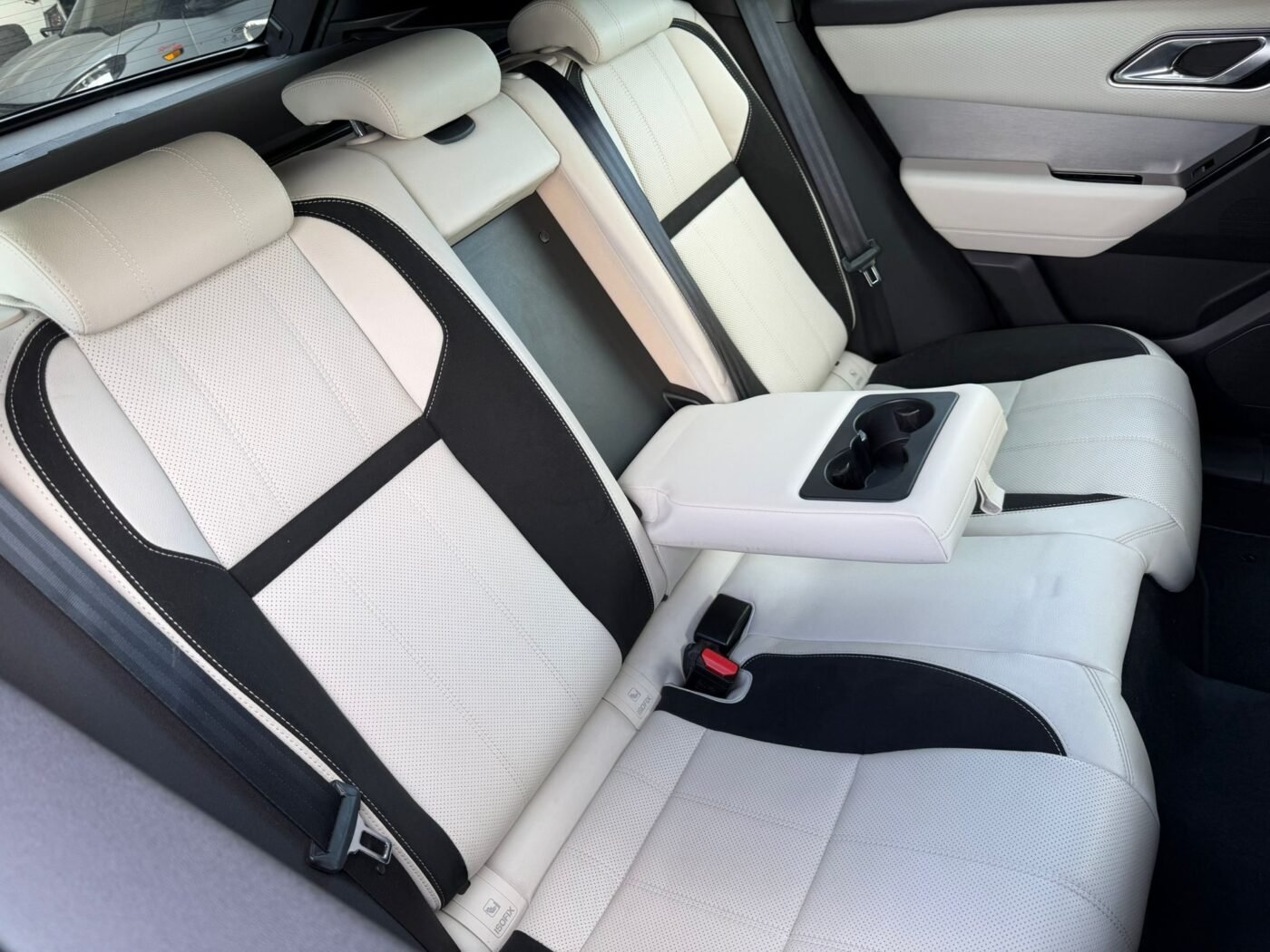 LAND-ROVER 2.0D RDynamique 240