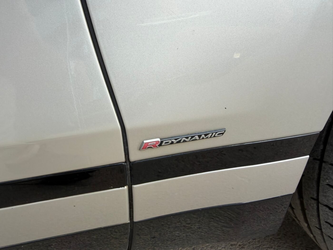 LAND-ROVER 2.0D RDynamique 240