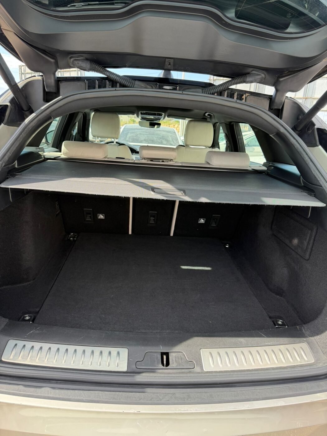 LAND-ROVER 2.0D RDynamique 240