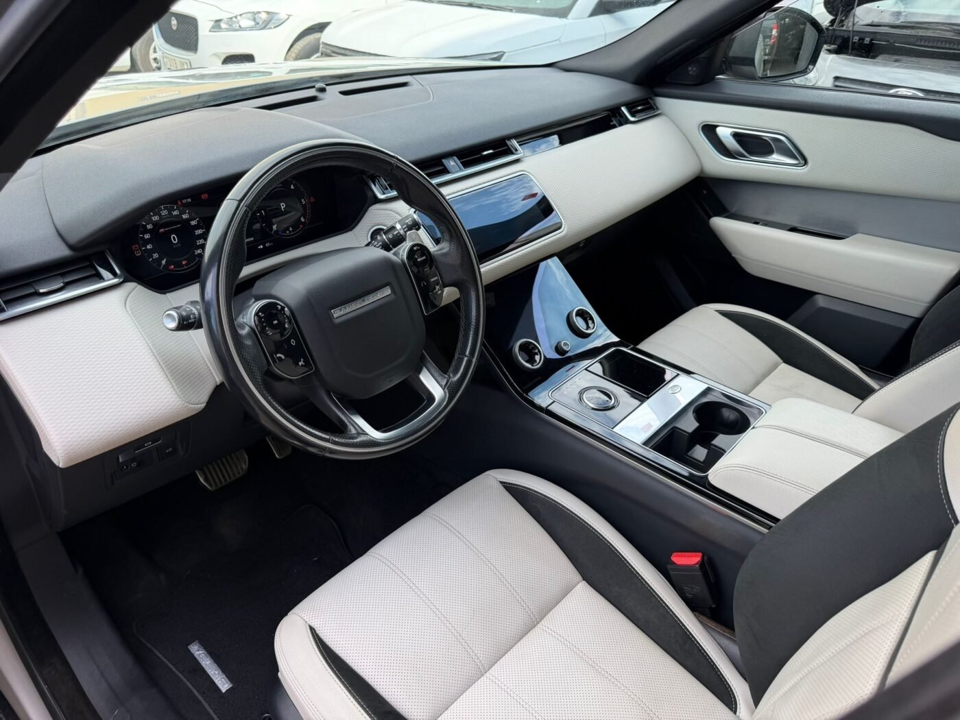LAND-ROVER 2.0D RDynamique 240
