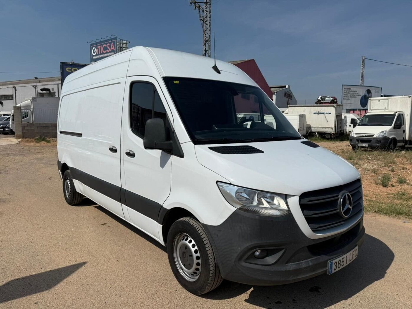 MERCEDES-BENZ Sprinter 311CDi Medio Techo Alto ISOTERMO