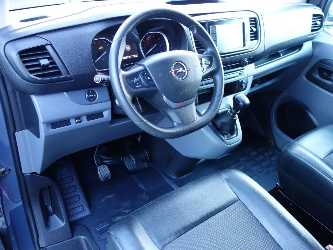 OPEL Vivaro Furgon L
