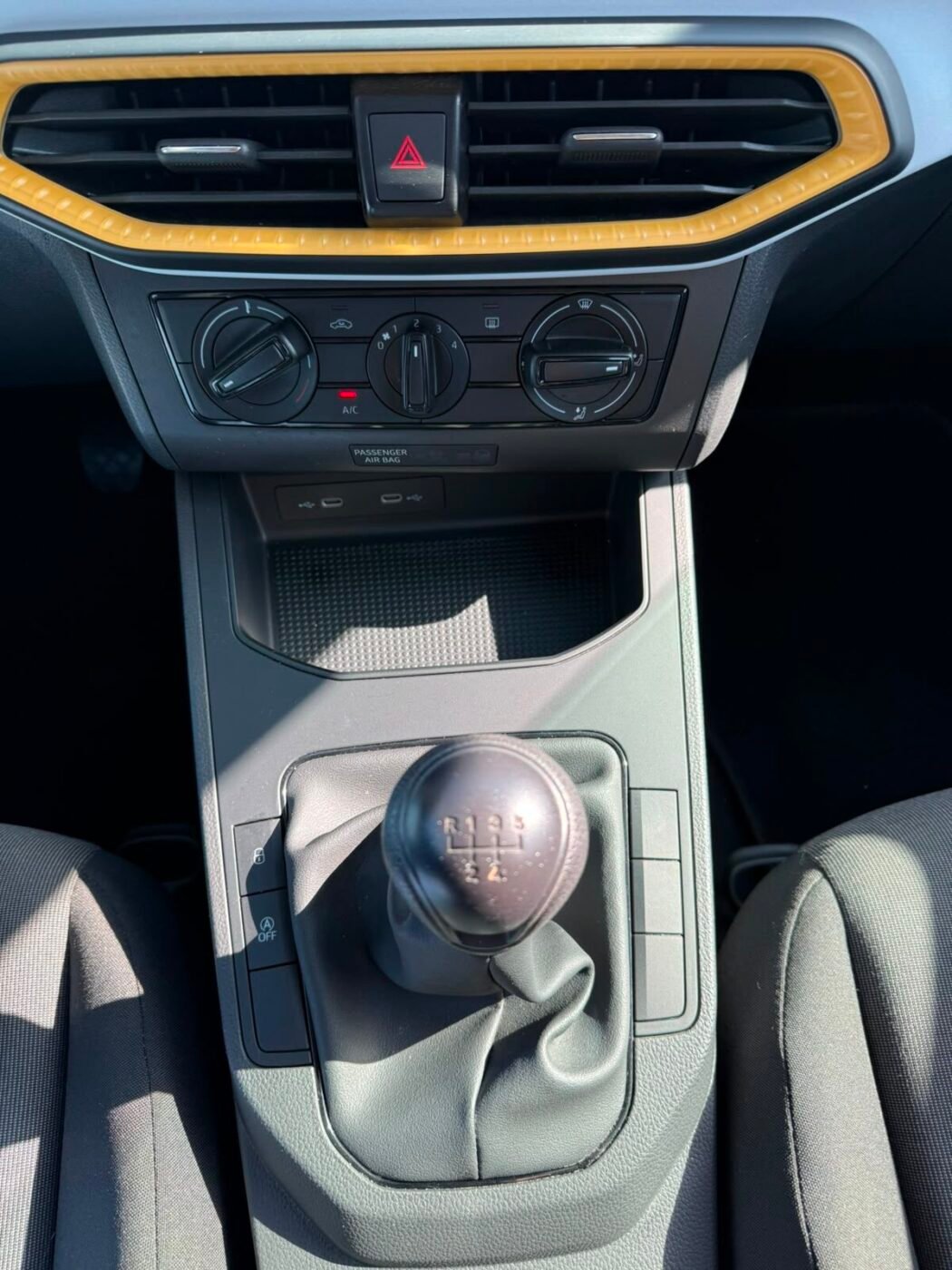SEAT IBIZA 1.0TSI 