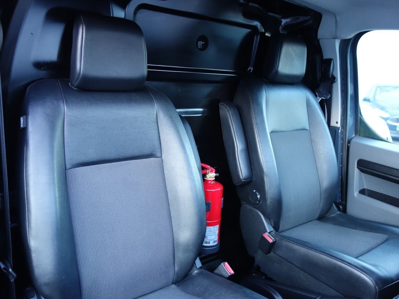 OPEL Vivaro Furgon L