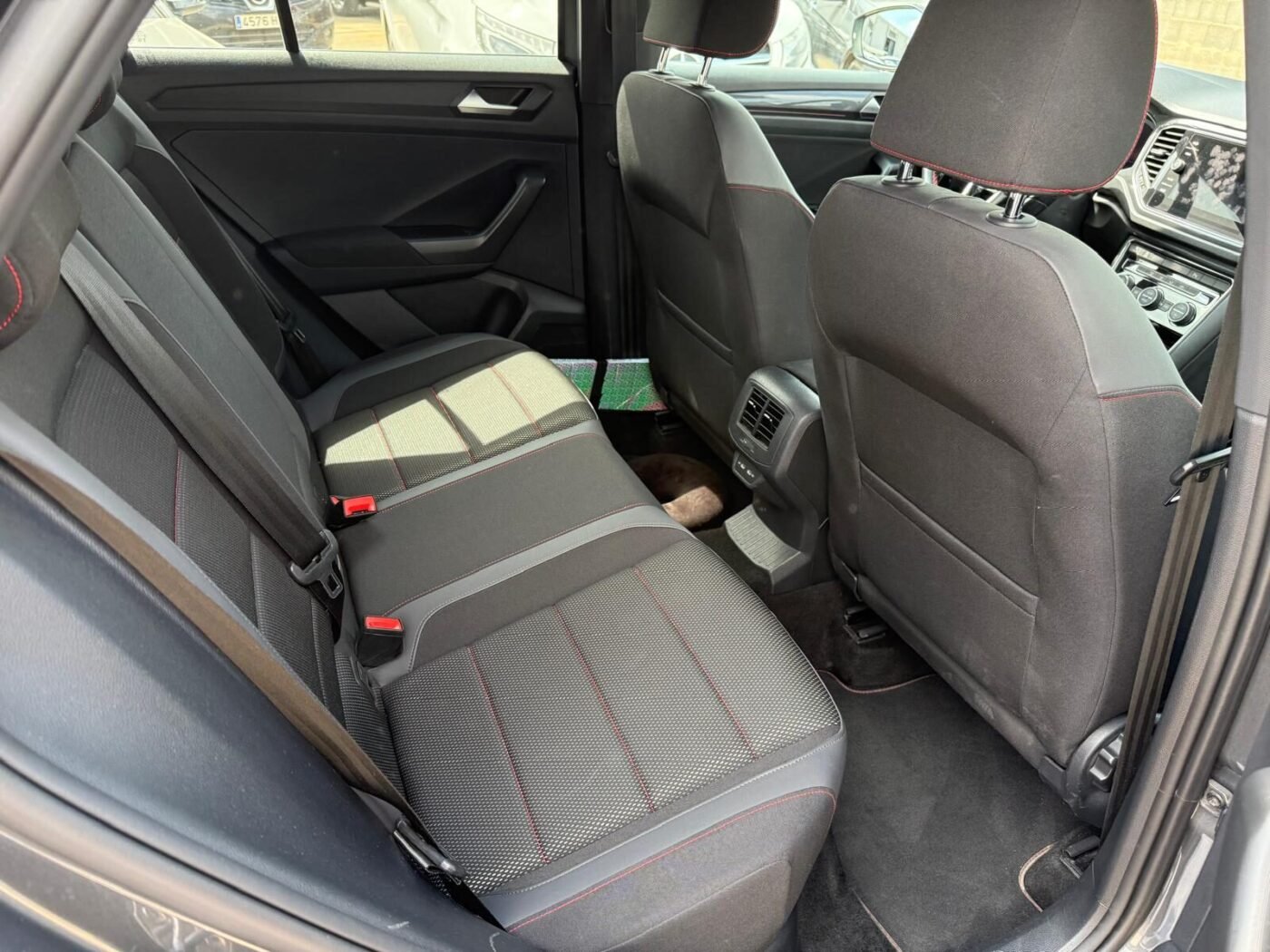 VOLKSWAGEN T-Roc 1.5TSI DSG