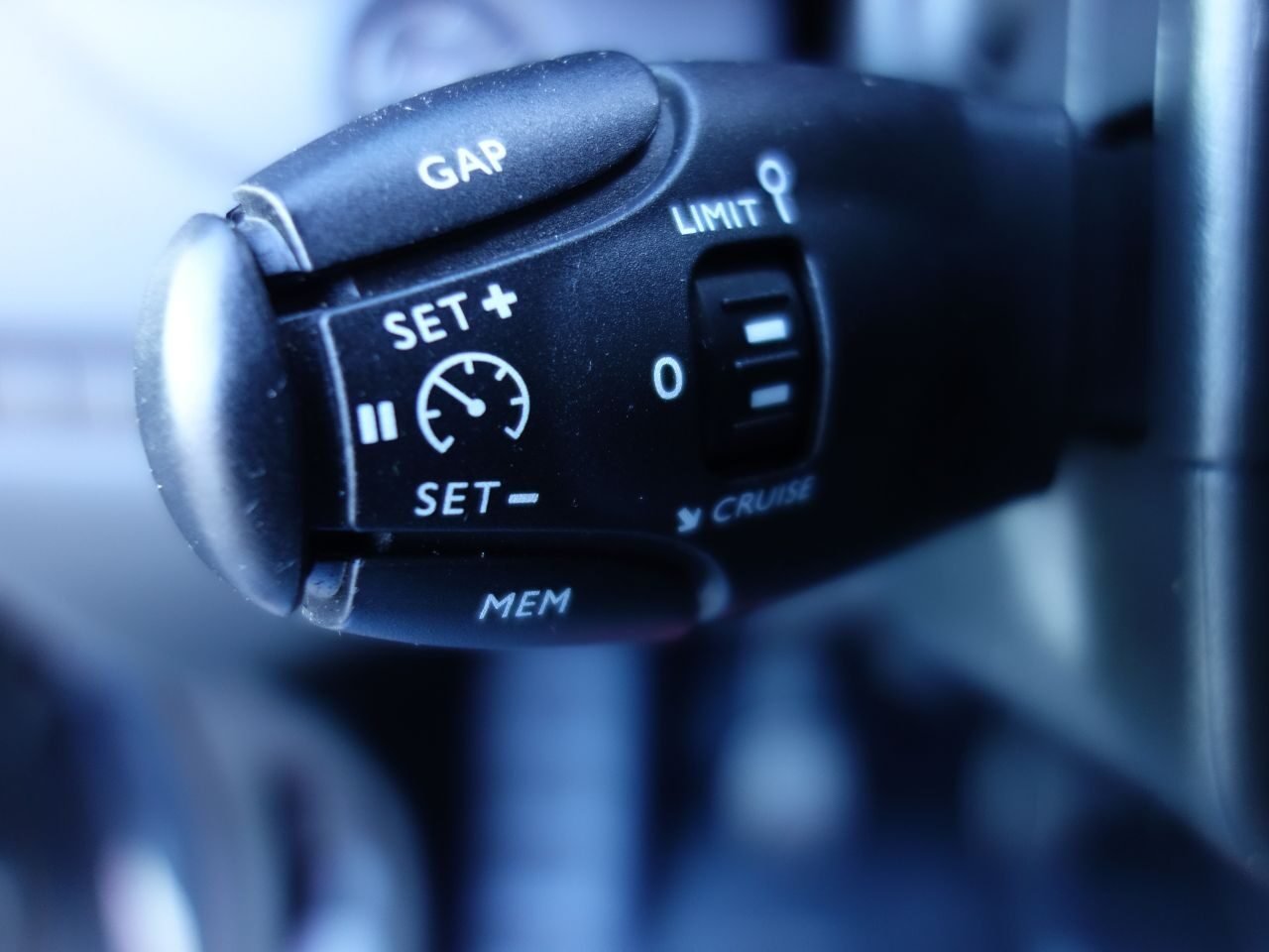 OPEL Vivaro Furgon L
