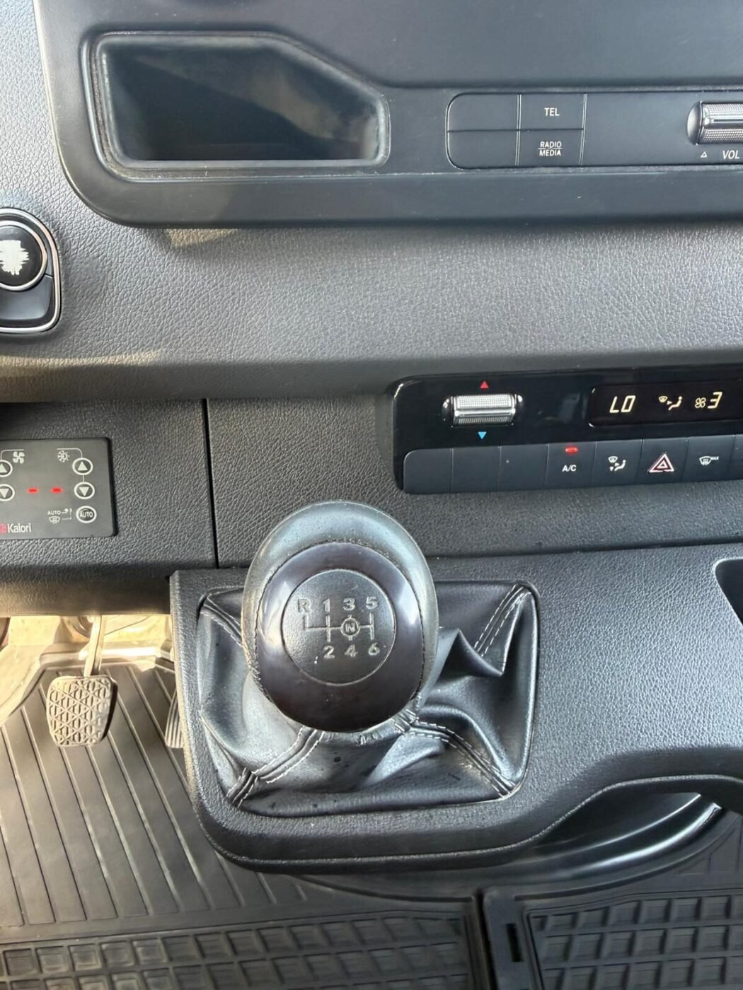 MERCEDES-BENZ Sprinter 311CDi Medio Techo Alto ISOTERMO