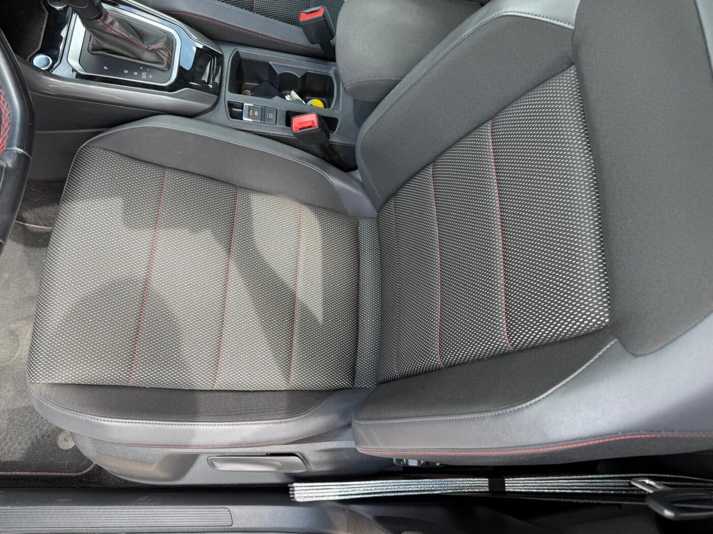 VOLKSWAGEN T-Roc 1.5TSI DSG