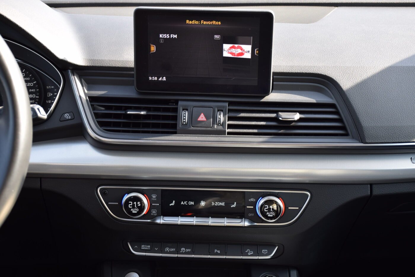AUDI Q5 2.0TDI Ultra  Quattro STronic