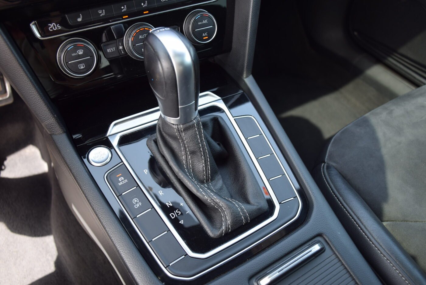 VOLKSWAGEN Arteon 2.0TDI RLine DSG