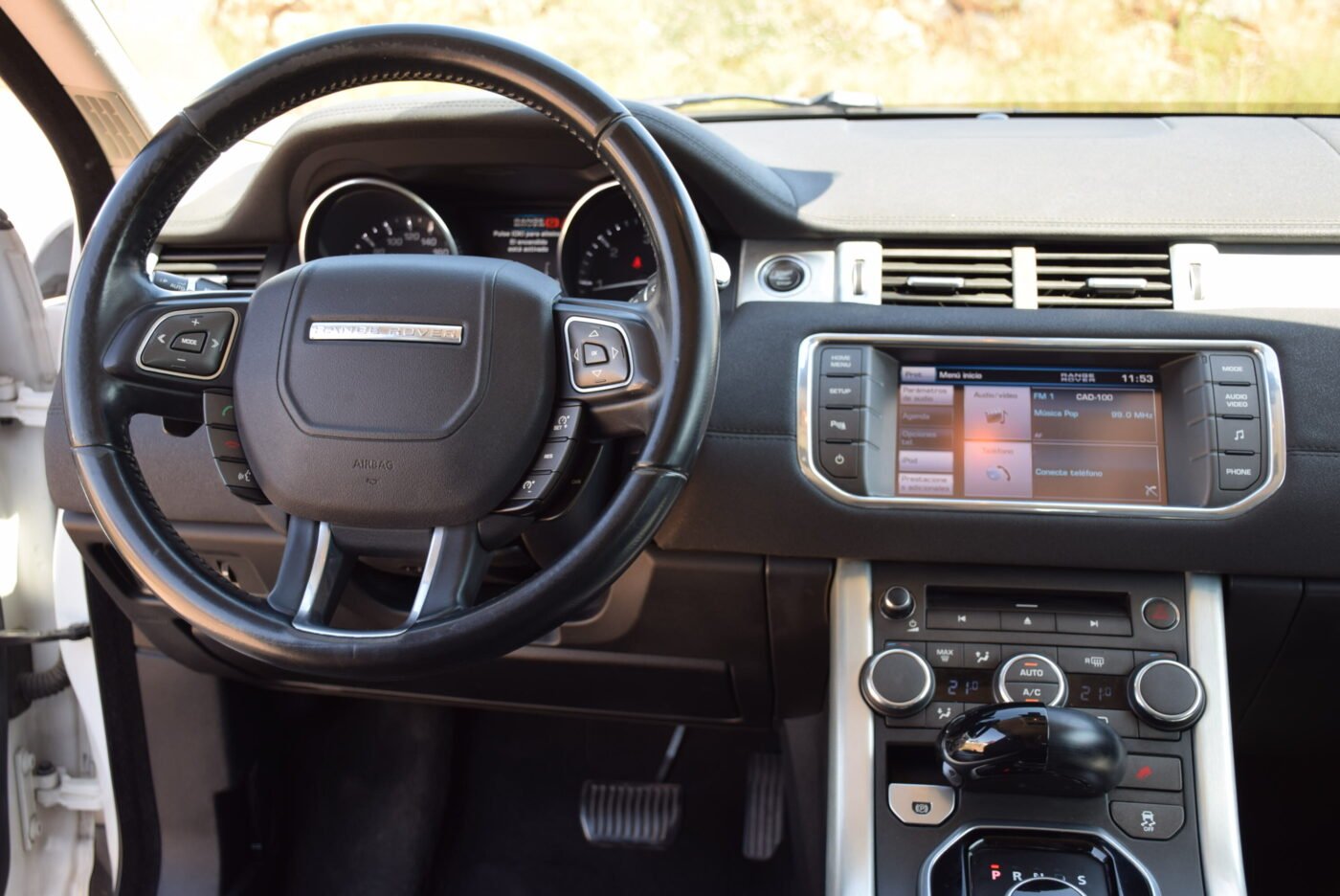 LAND-ROVER RANGE ROVER EVOQUE 2.2 SD4 4x4 190