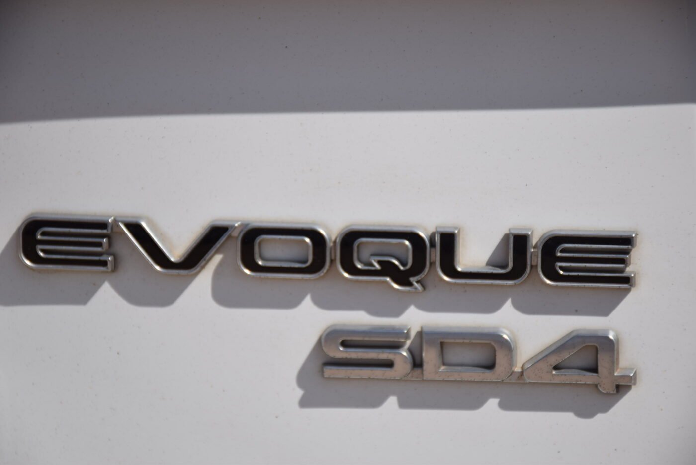LAND-ROVER RANGE ROVER EVOQUE 2.2 SD4 4x4 190