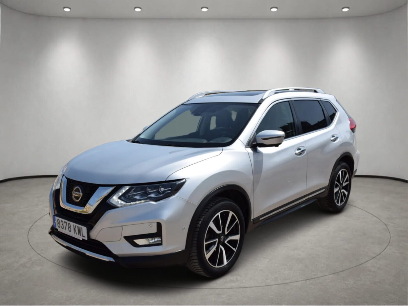 NISSAN TEKNA