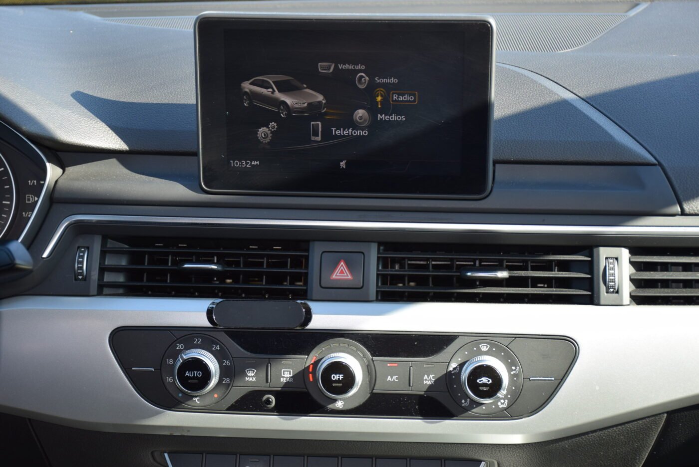 AUDI A4 2.0TDI STronic