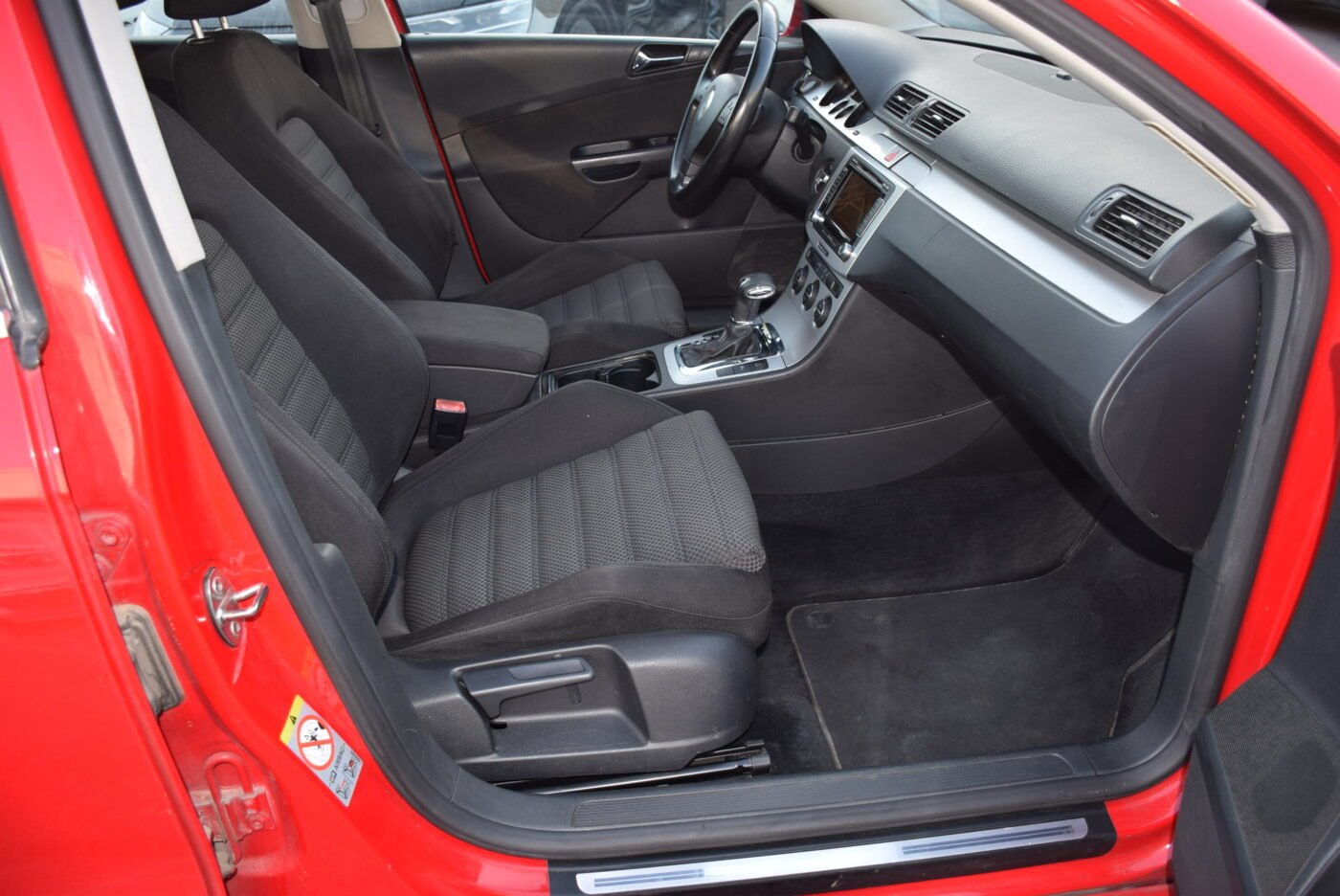 VOLKSWAGEN Passat Variant 2.0TDI RLine  DSG