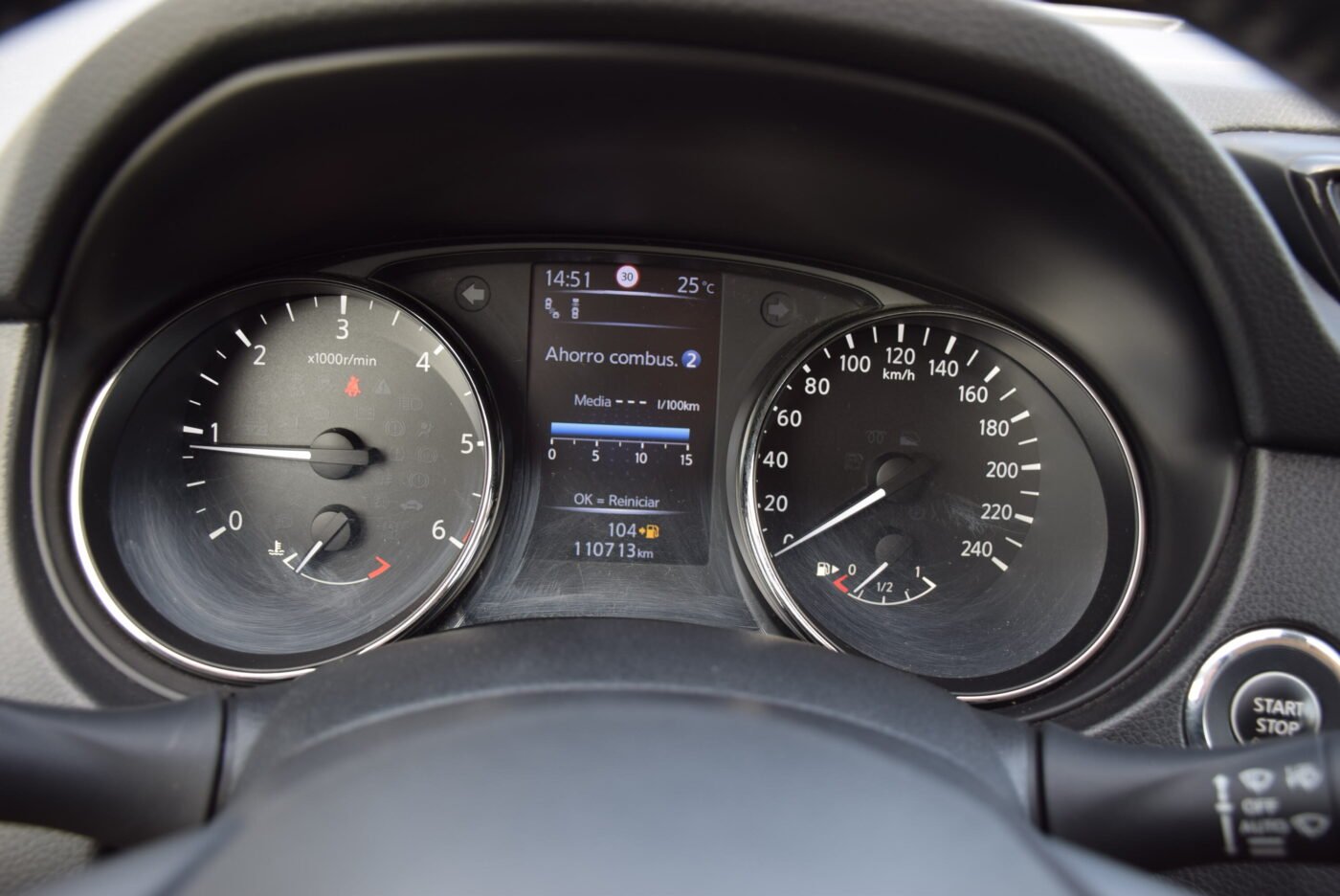 NISSAN TEKNA