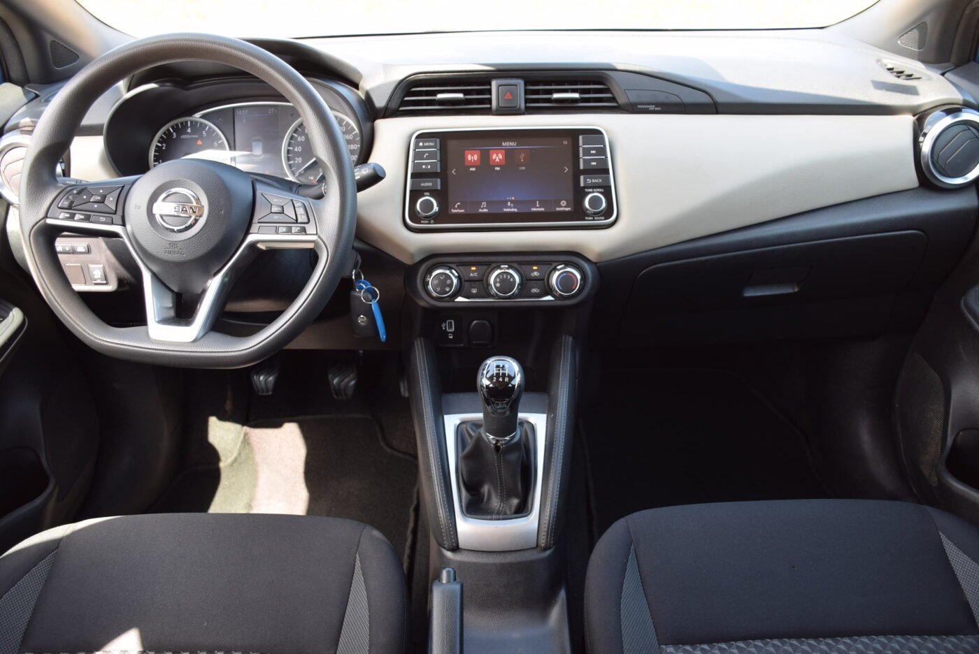 NISSAN Micra 1.0 Acenta